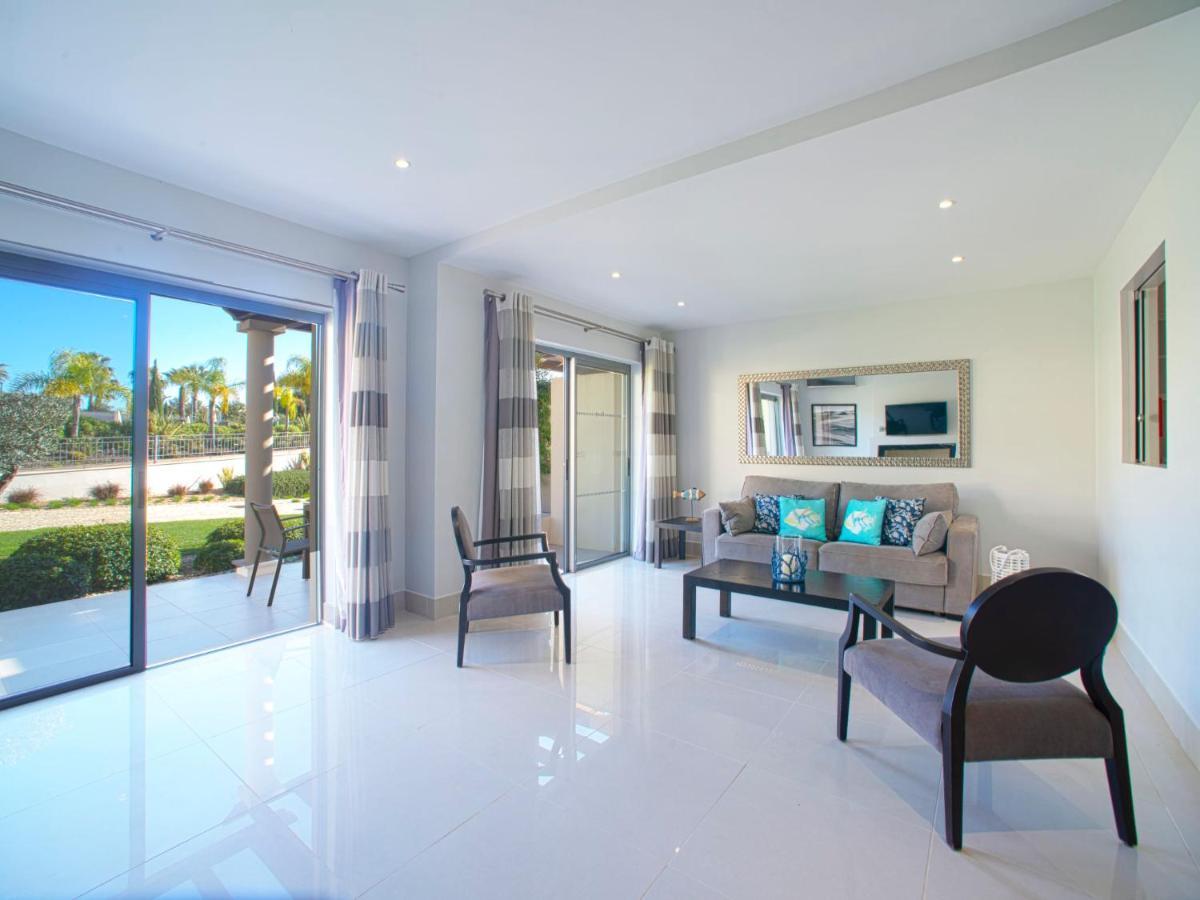 Apartment Pine Hills Ametista By Interhome วิลาโมรา ภายนอก รูปภาพ